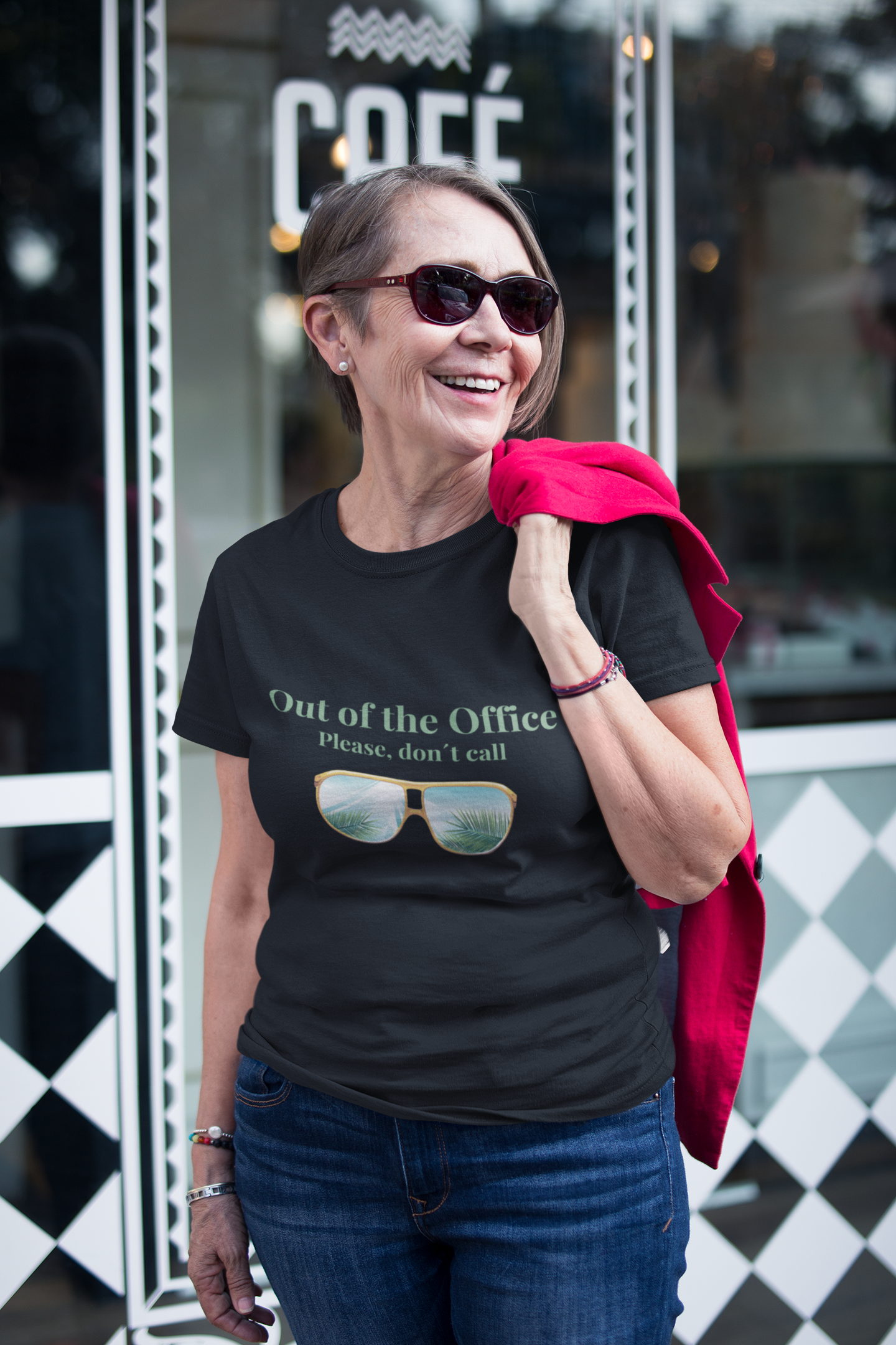 Unisex t-shirt Out of the Office